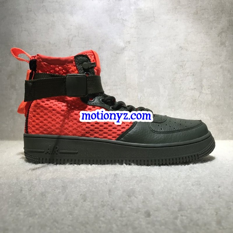 Nk SF Air Force 1 Mid QS Red